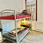 Ferienzimmer Healing Und Montuerwohnung Weissenfels
