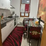 Ferienzimmer Healing Und Montuerwohnung Rum i privatbostad