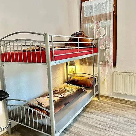 Ferienzimmer Healing Und Montuerwohnung Weissenfels