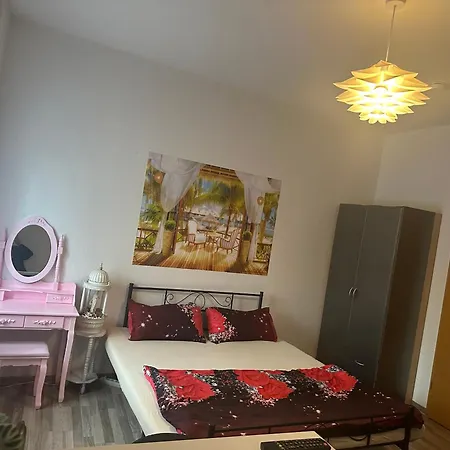 Ferienzimmer Healing Und Montuerwohnung Alloggio in famiglia