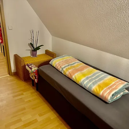 Homestay Ferienzimmer Healing Und Montuerwohnung