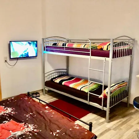 Ferienzimmer Healing Und Montuerwohnung 民宿 Weißenfels