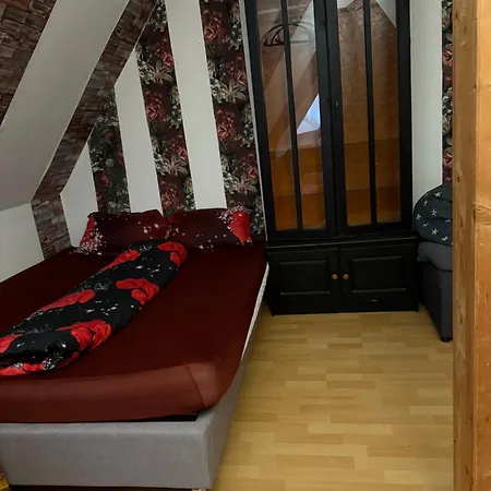 Ferienzimmer Healing Und Montuerwohnung Homestay *
