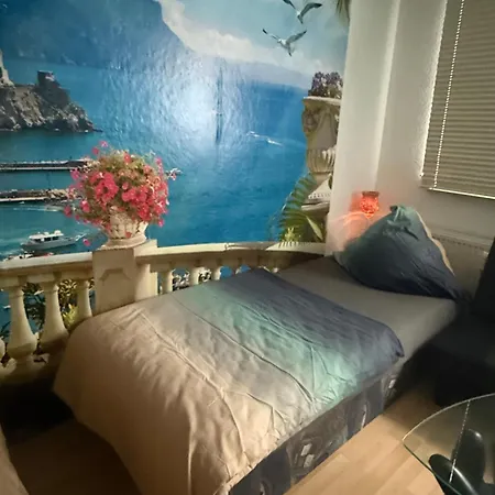 Ferienzimmer Healing Und Montuerwohnung * Weissenfels