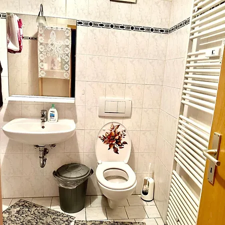 Rum i privatbostad Ferienzimmer Healing Und Montuerwohnung Weißenfels