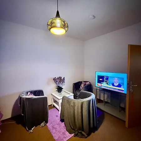 Ferienzimmer Healing Und Montuerwohnung