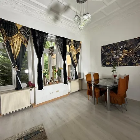 民宿 Ferienzimmer Healing Und Montuerwohnung