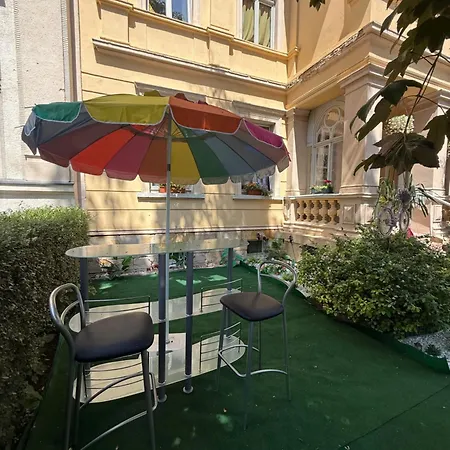 Ferienzimmer Healing Und Montuerwohnung * Weißenfels