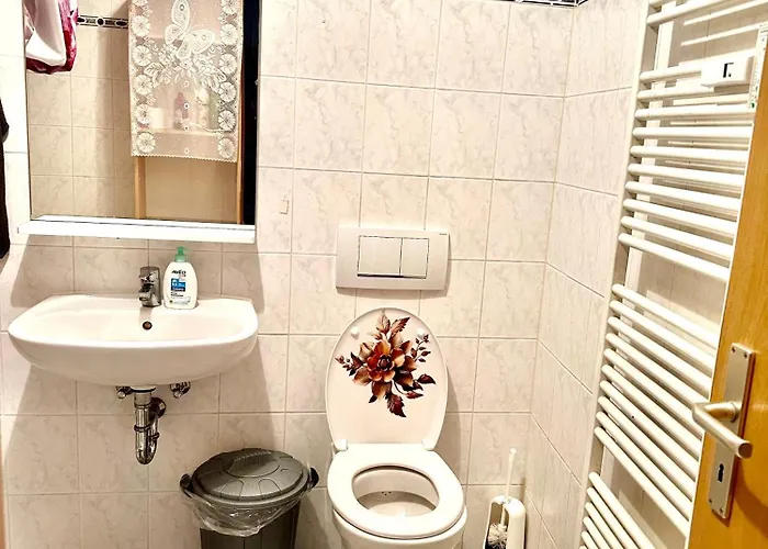 Ubytování v soukromí Ferienzimmer Healing Und Montuerwohnung Weißenfels