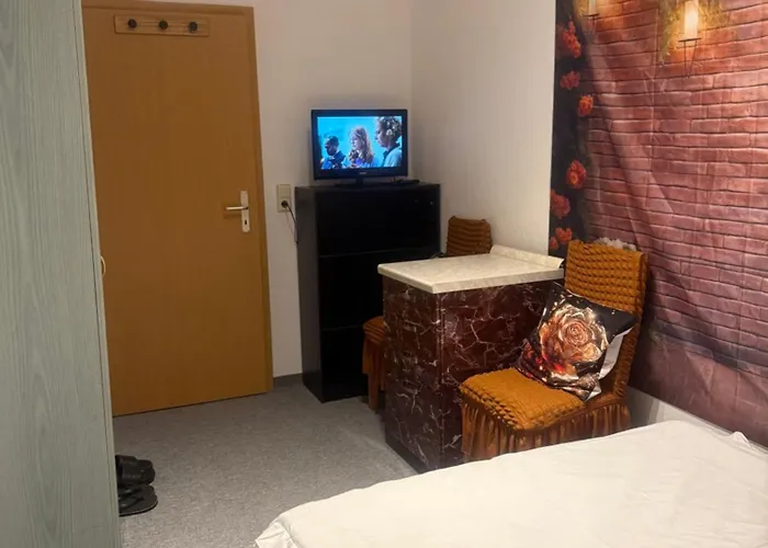 Ferienzimmer Healing Und Montuerwohnung * Weißenfels